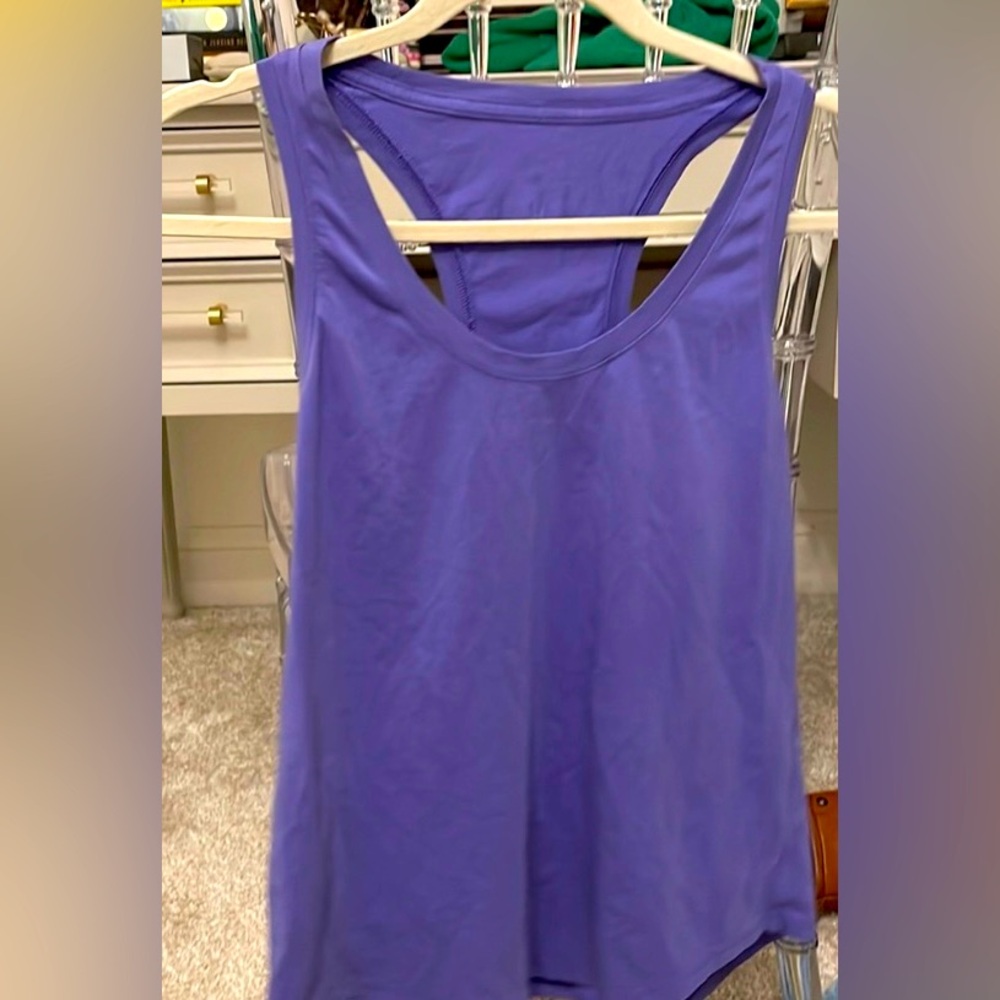 Lululemon love tank Size 6